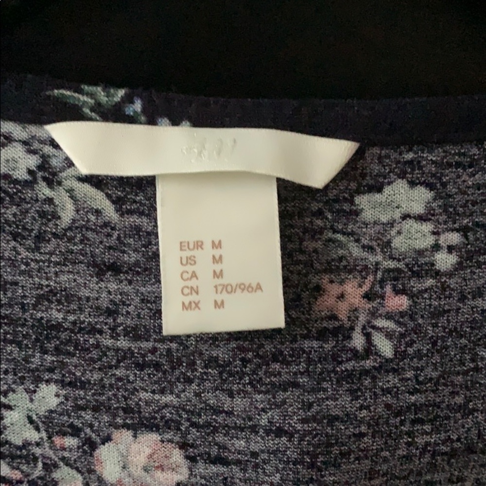 Shirt - Picture 3 of 4